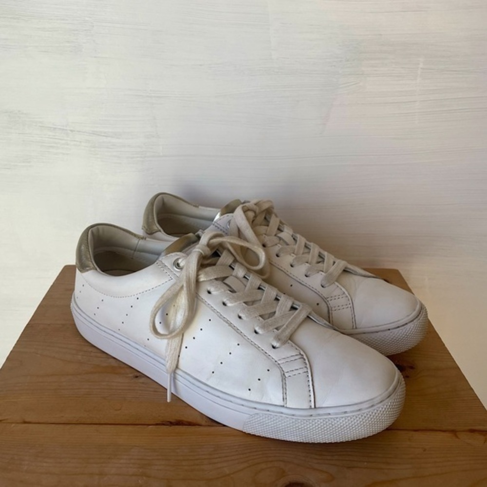 *SOLD* J.Crew Saturday Leather Sneakers with Gold Detail Size: 8.5 - Picture 4 of 13